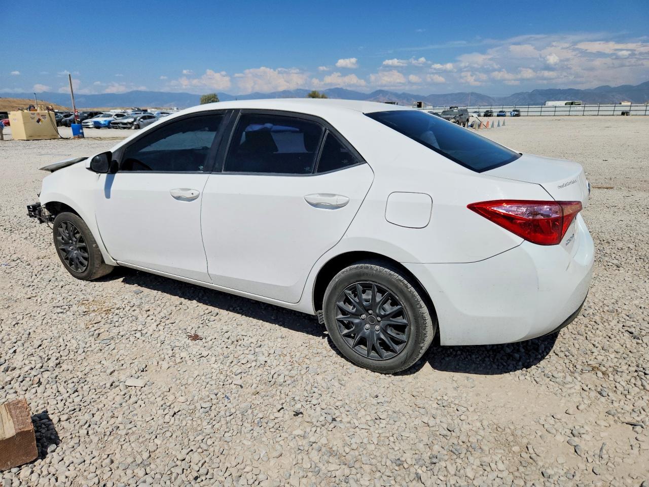 2017 Toyota Corolla Le - Image 2
