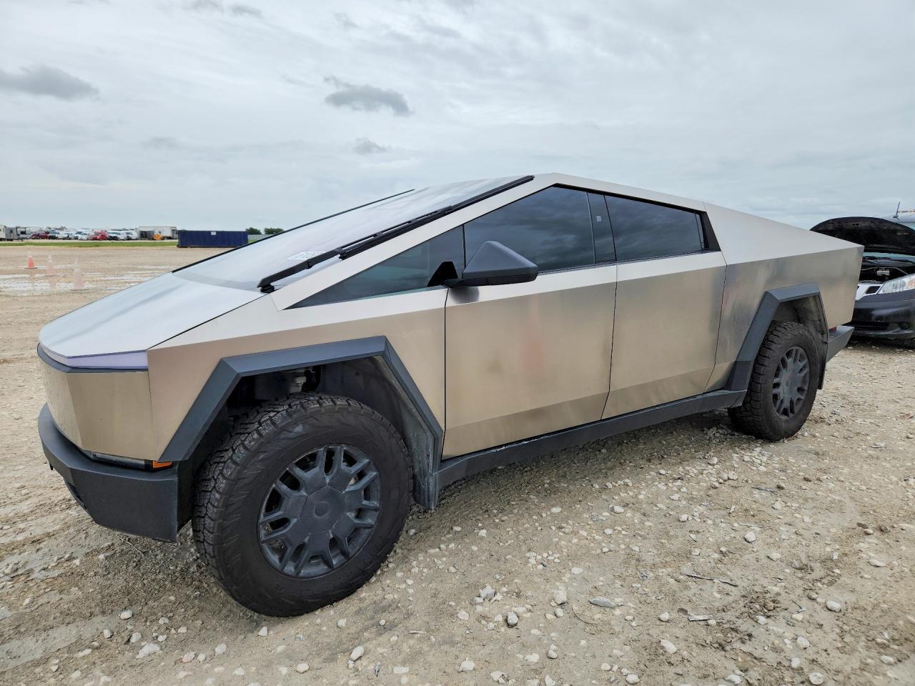 2024 Tesla Cybertruck