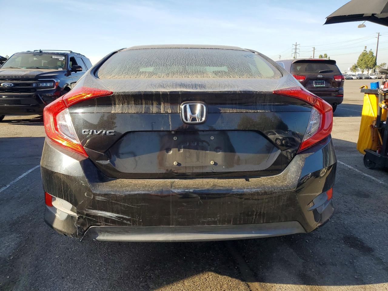 2017 Honda Civic Lx - Фото 6