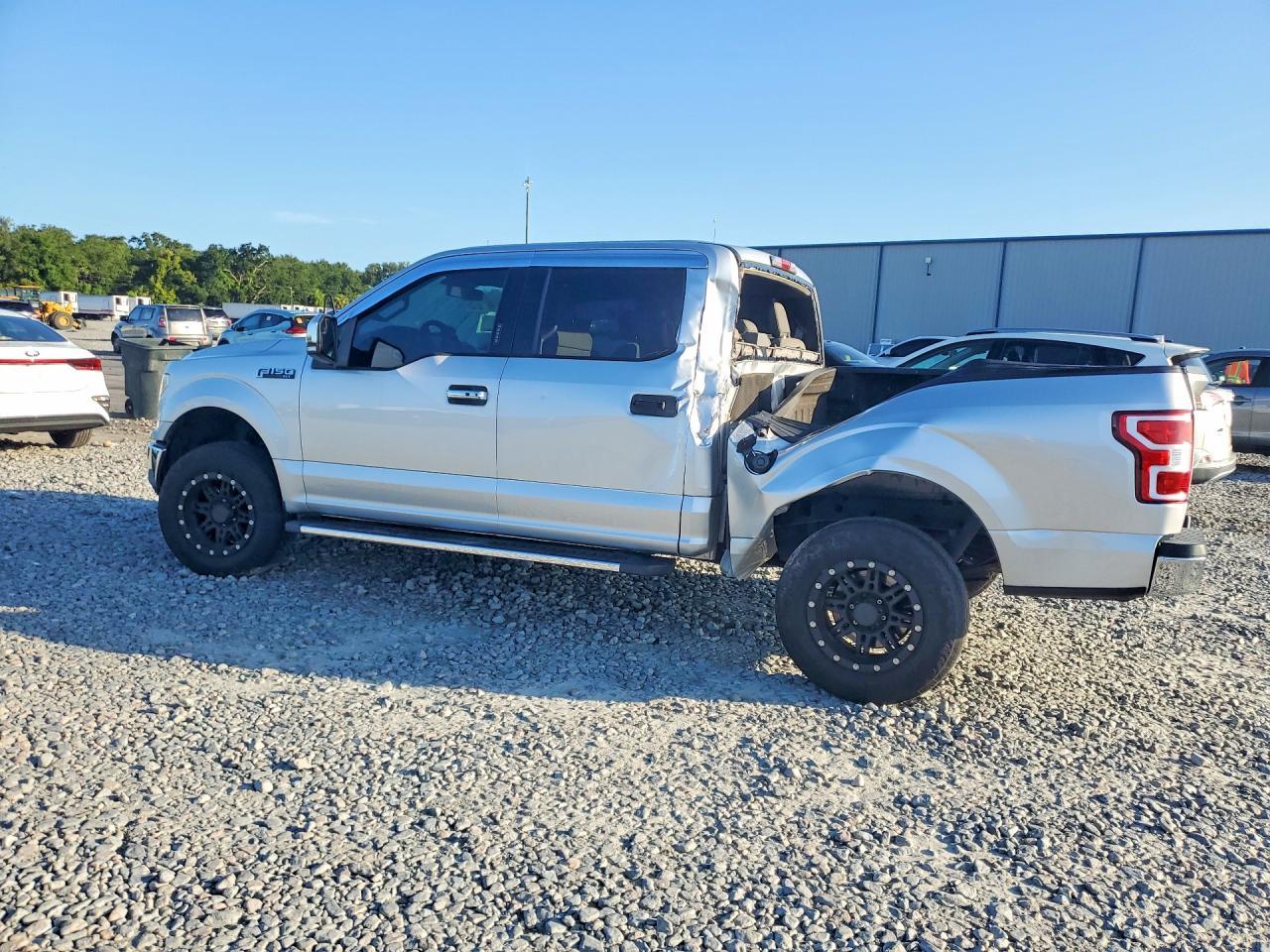 2018 Ford F150 Supercrew - Фото 2