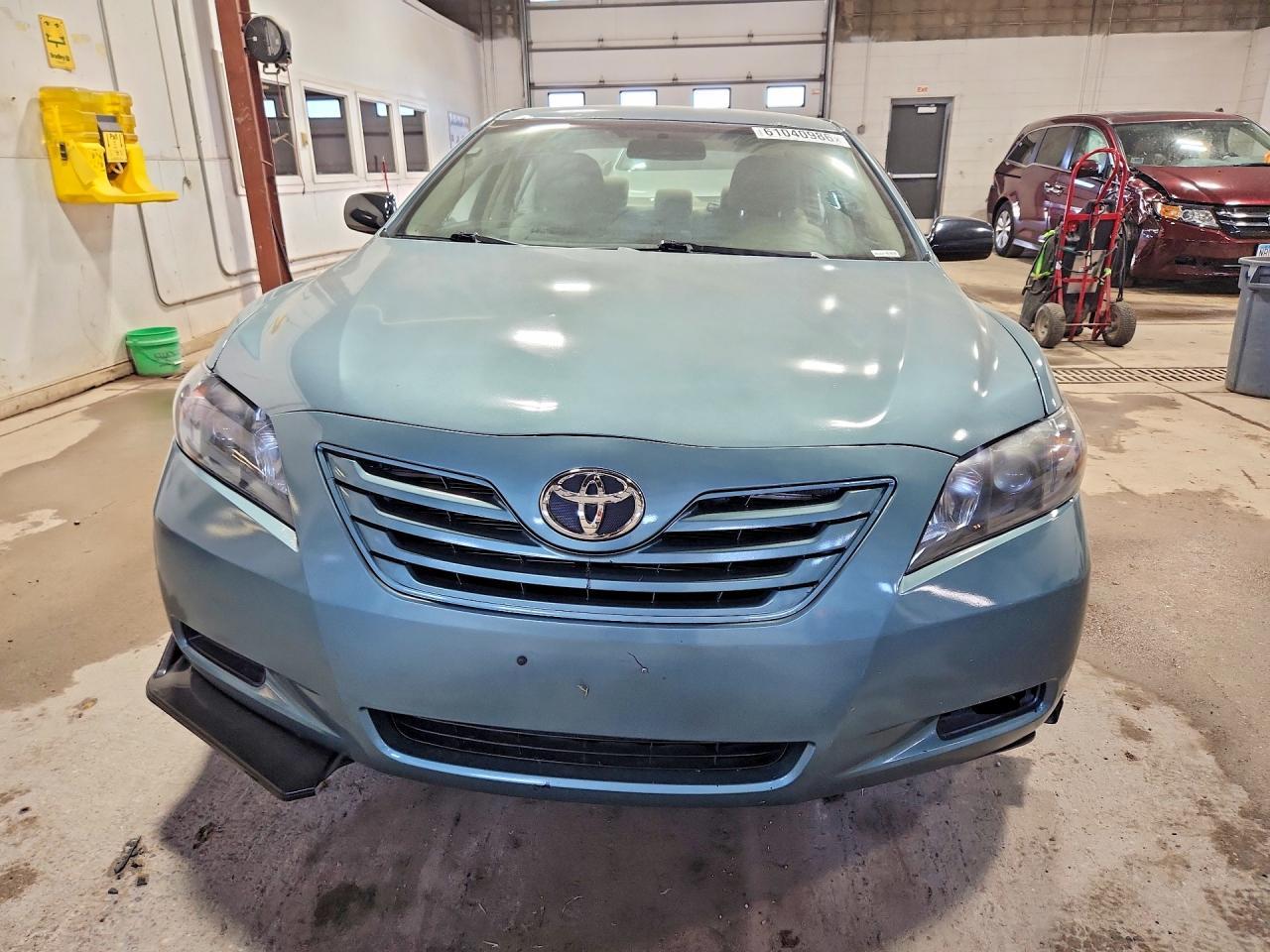 2009 Toyota Camry Le - Image 5