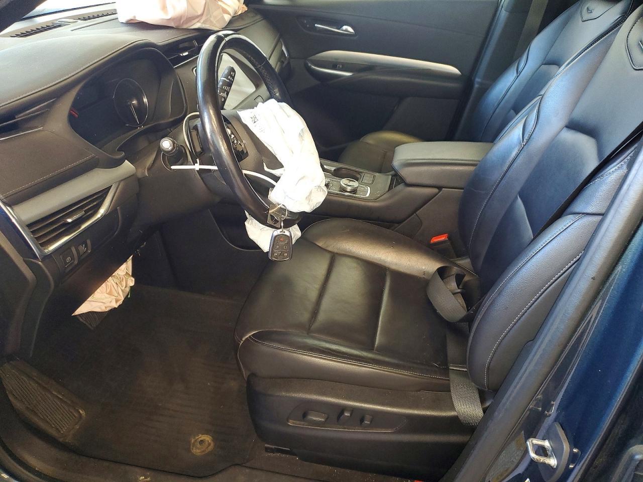 2019 Cadillac Xt4 Premium Luxury - Image 7