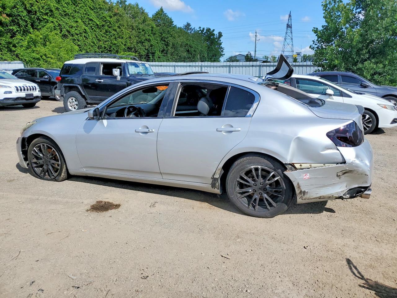 2010 Infiniti G37 Sedan X - Фото 2
