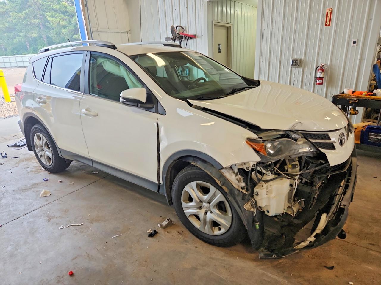 2015 Toyota Rav4 Le - Фото 4