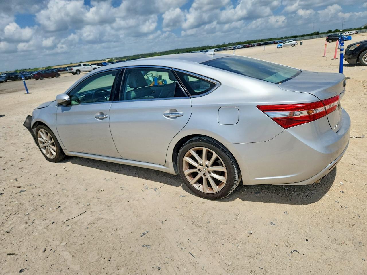 2013 Toyota Avalon Xle - Фото 2