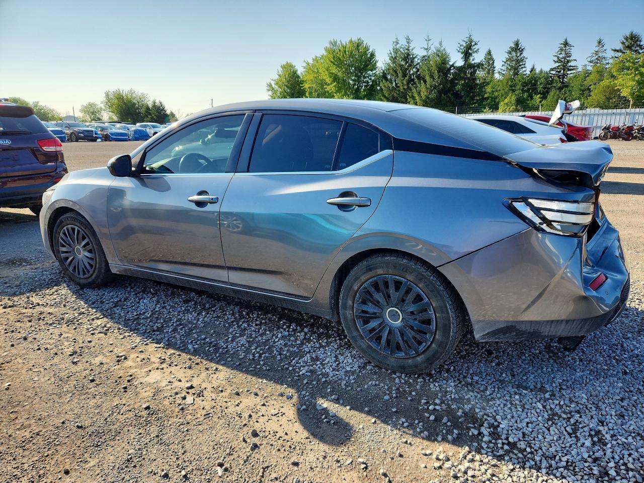 2022 Nissan Sentra S - Image 2