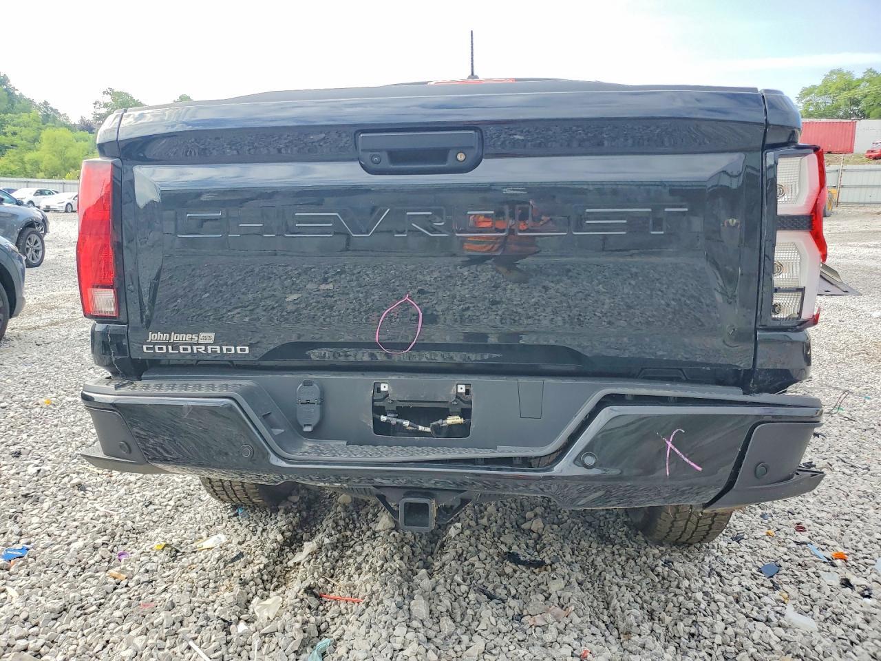 2026 Chevrolet Colorado Z71 - Image 6