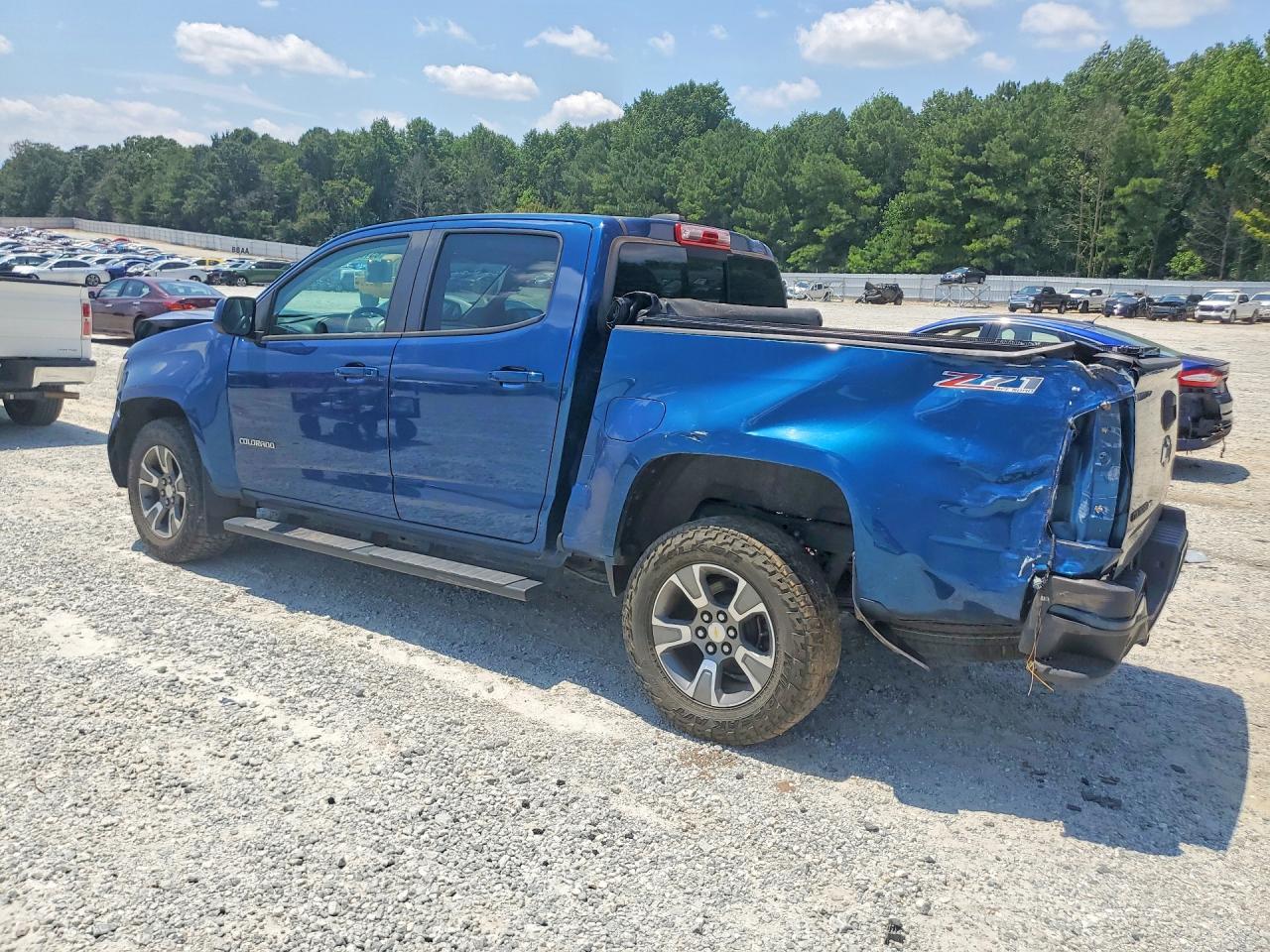 2019 Chevrolet Colorado Z71 - Фото 2
