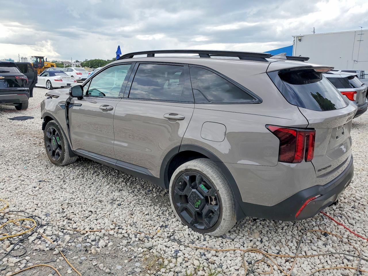 2025 Kia Sorento X-Line Ex - Фото 2