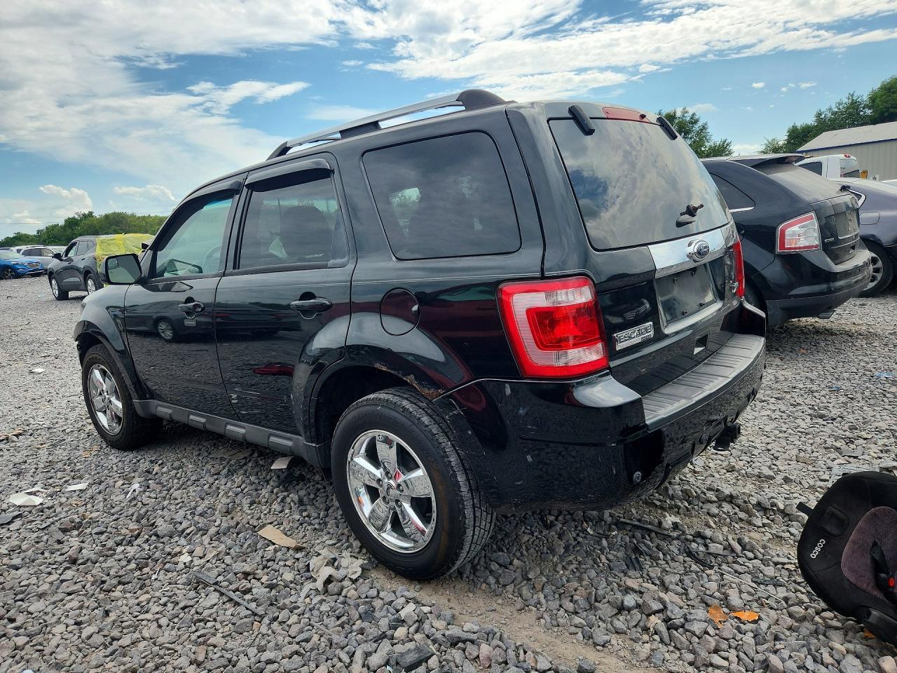 2012 Ford Escape Limited - Image 2