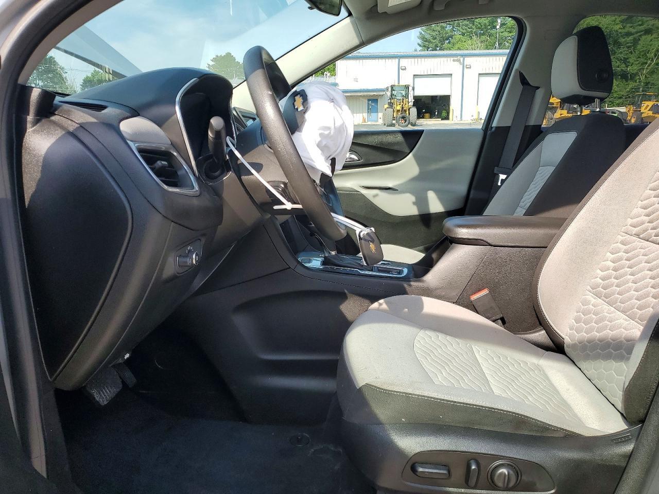 2019 Chevrolet Equinox Ls - Image 7