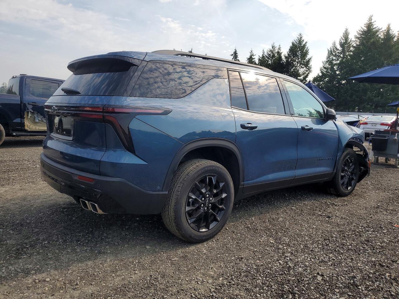 2025 Chevrolet Traverse Lt - Фото 3