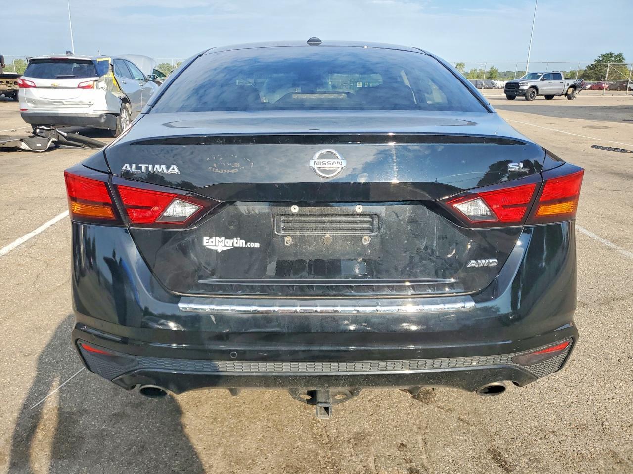2019 Nissan Altima Sl - Image 6