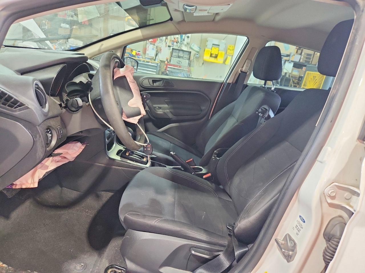 2019 Ford Fiesta Se - Фото 7