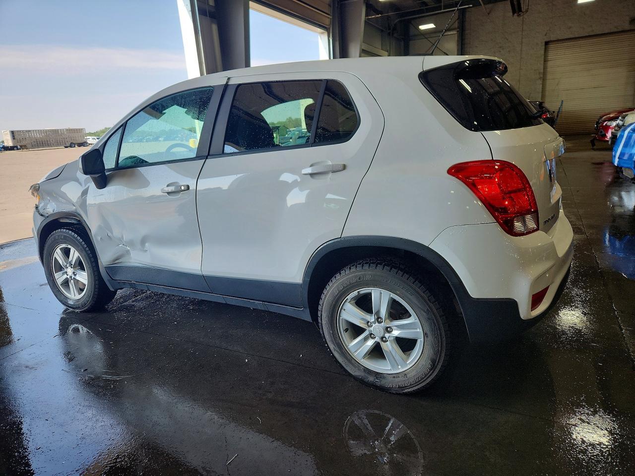 2017 Chevrolet Trax Ls - Фото 2