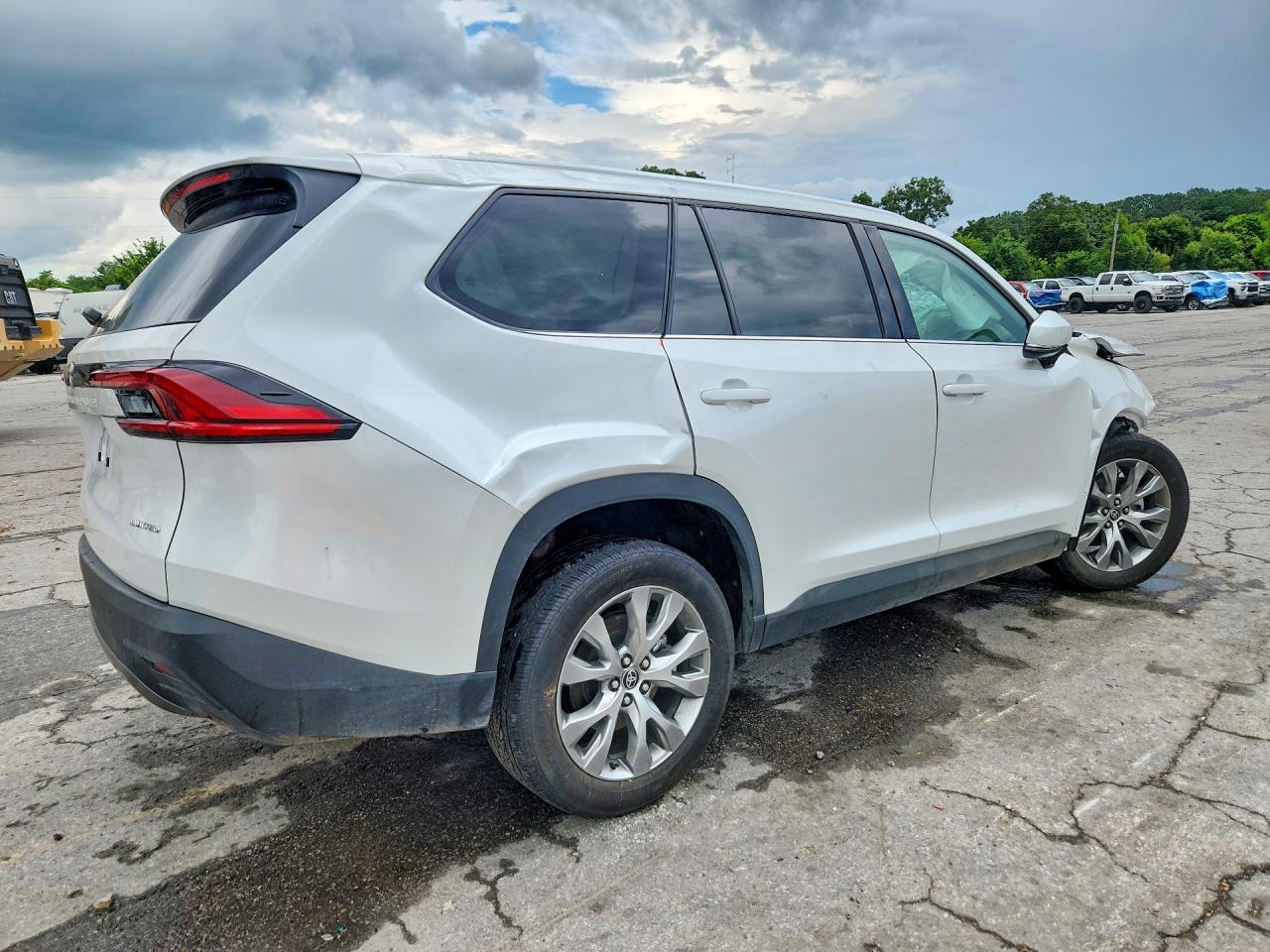 2025 Toyota Grand Highlander Limited - Фото 3