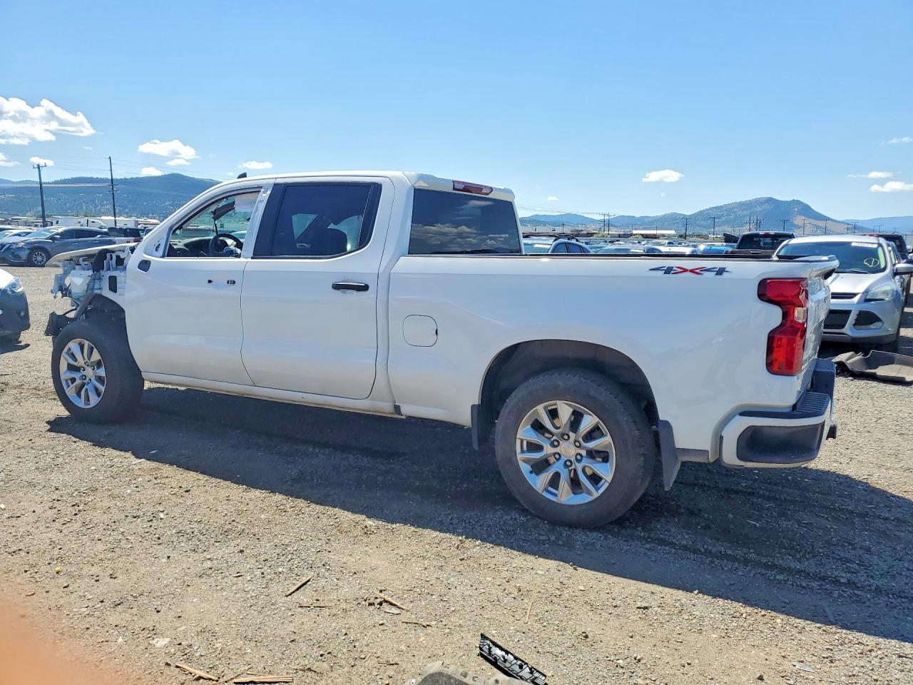 2024 Chevrolet Silverado K1500 Custom - Image 2