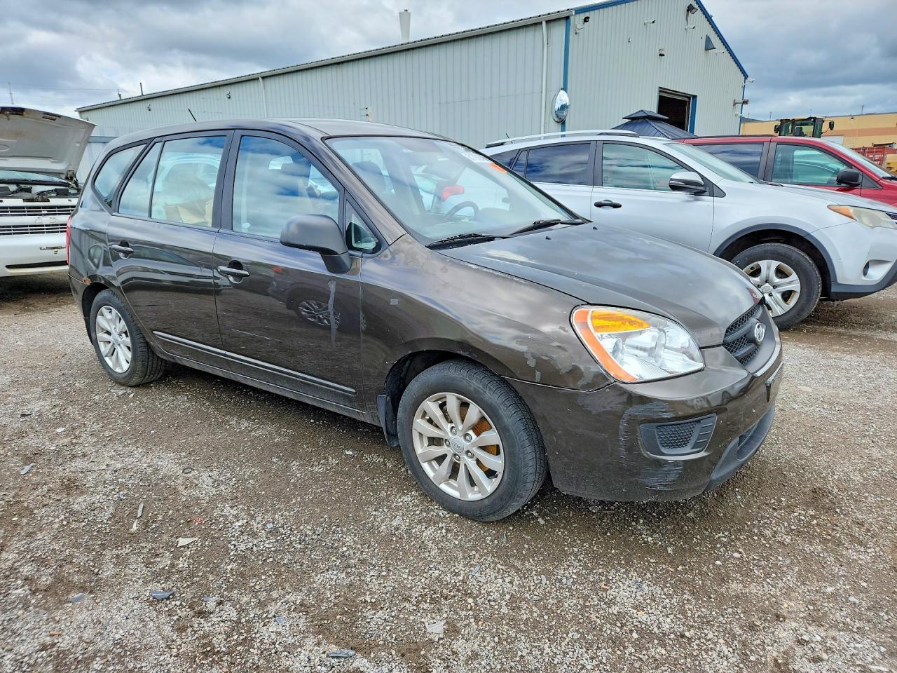 2010 Kia Rondo Lx - Фото 4