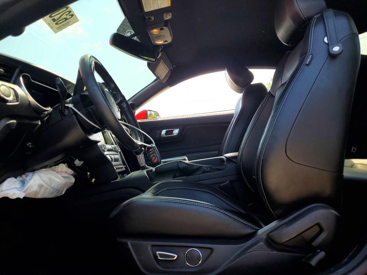 2019 Ford Mustang - Image 7
