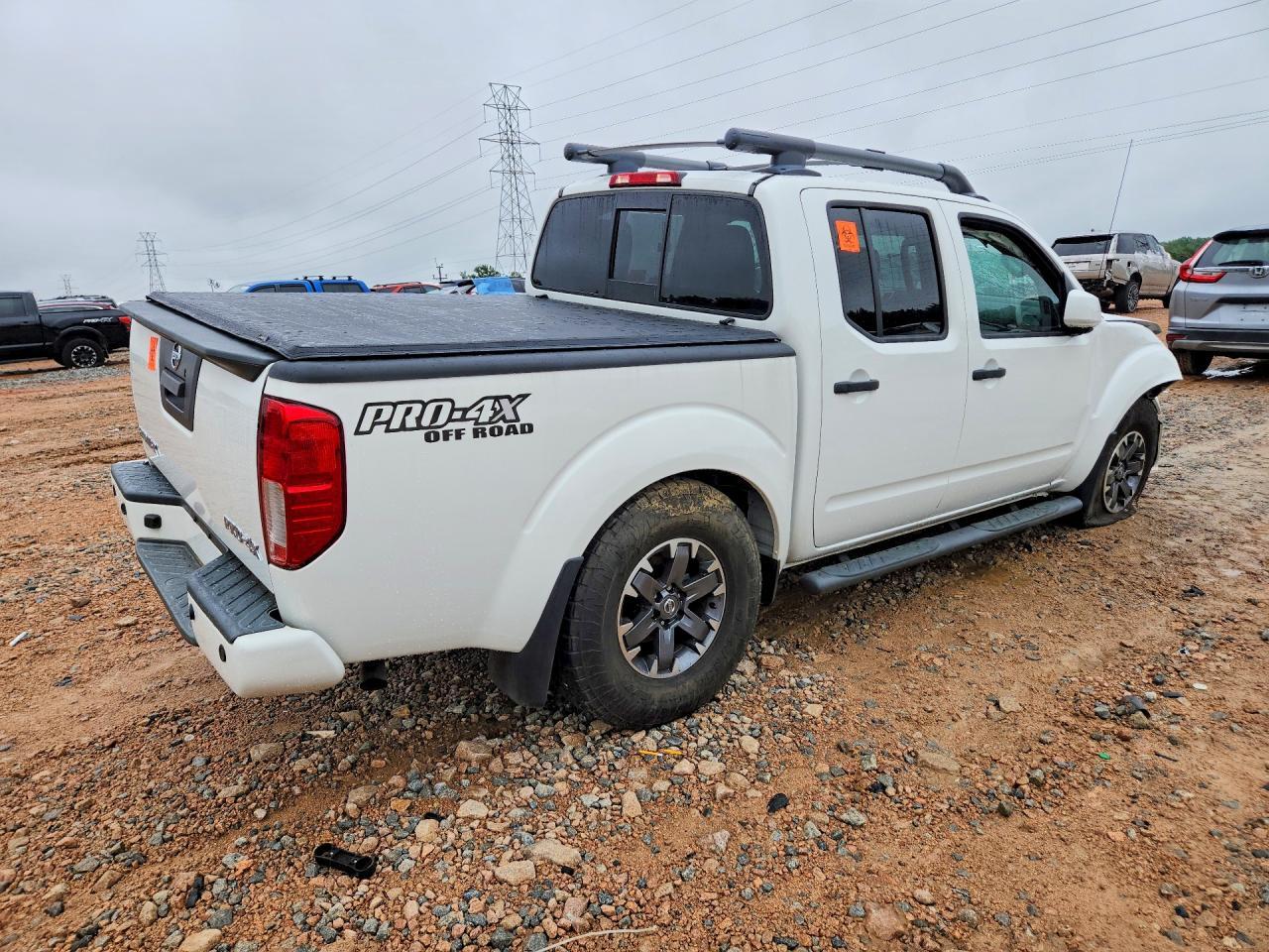 2020 Nissan Frontier Pro-4X - Фото 3