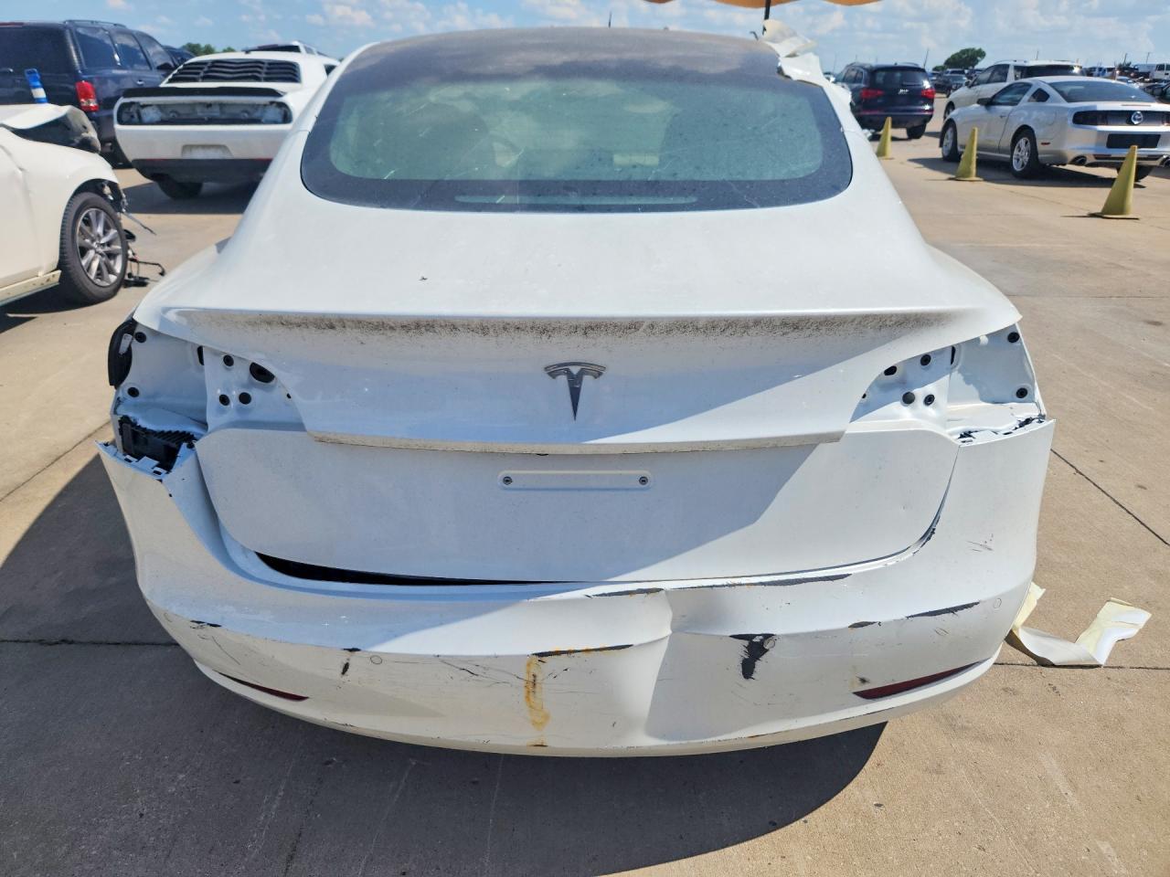 2021 Tesla Model 3 - Фото 6