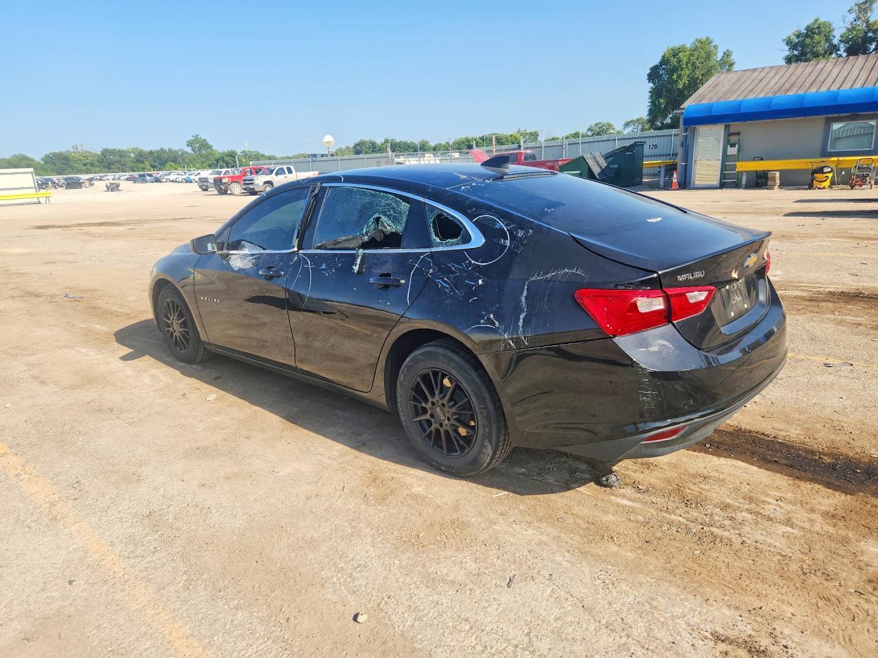 2023 Chevrolet Malibu Ls - Фото 2