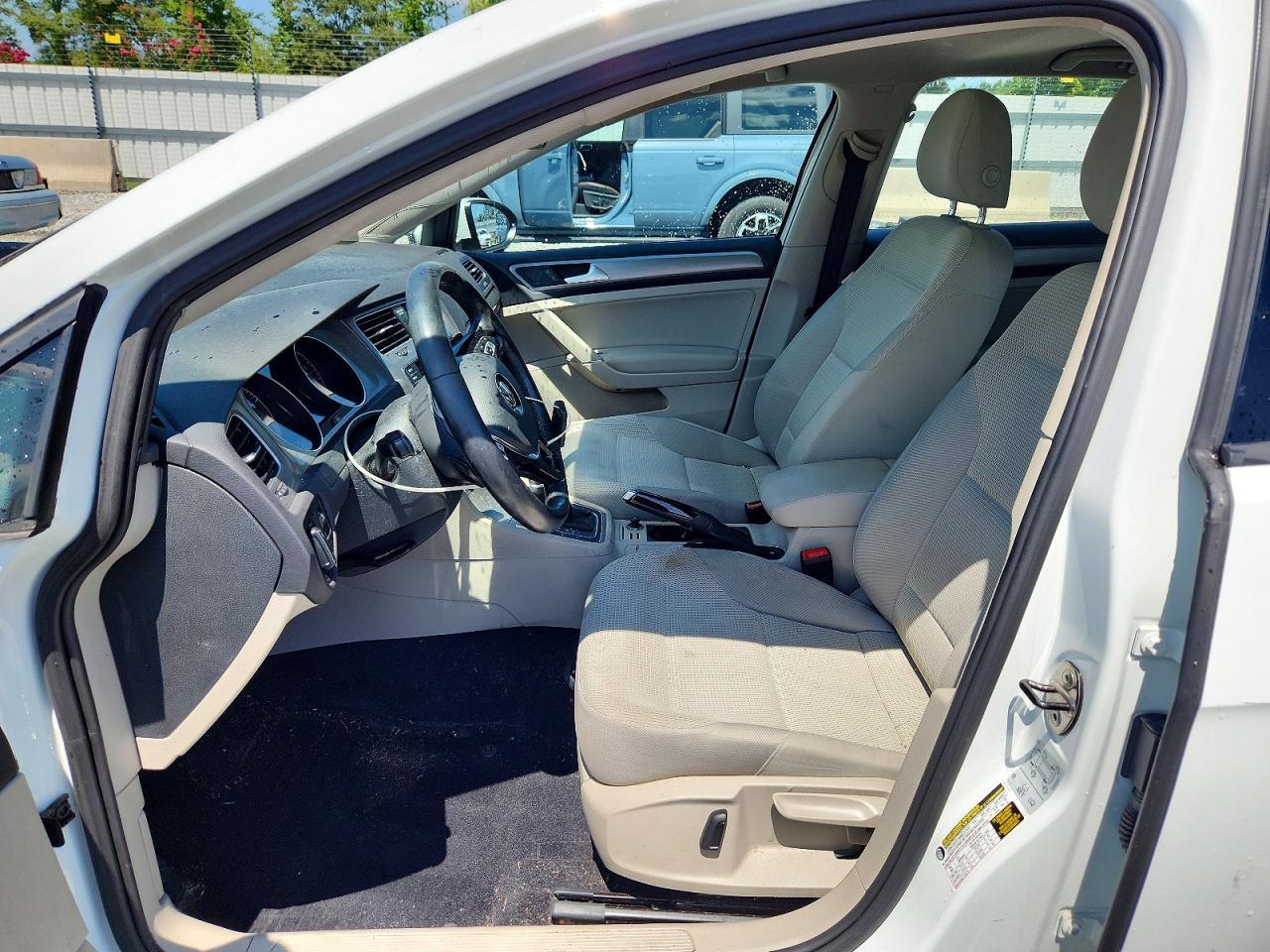 2016 Volkswagen Golf S/Se - Фото 7