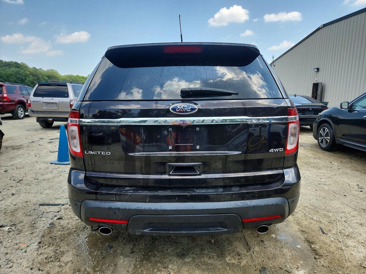 2014 Ford Explorer Limited - Image 6