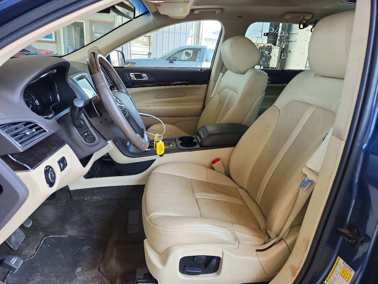 2018 Lincoln Mkt - Фото 7