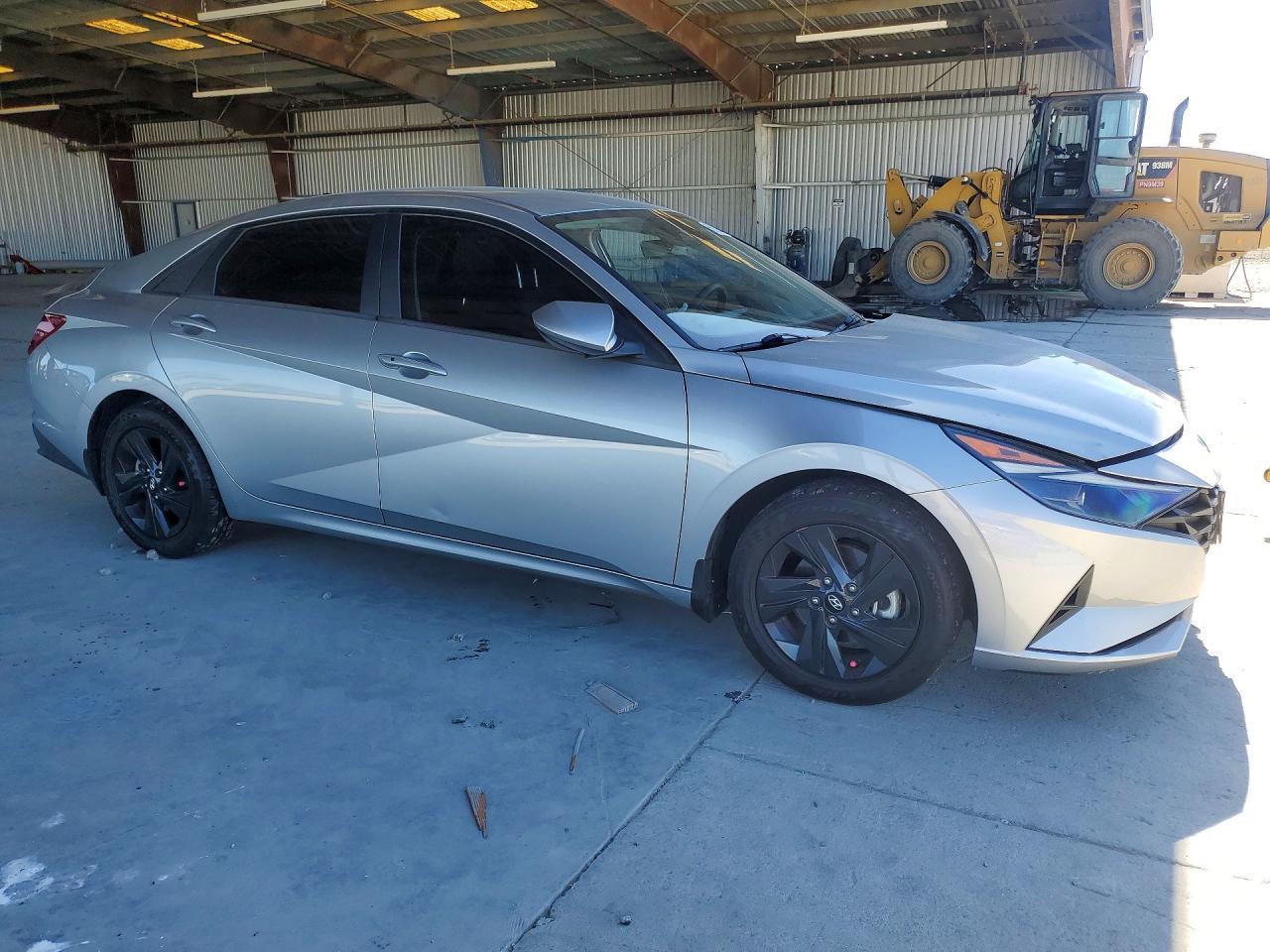 2023 Hyundai Elantra Sel - Фото 4