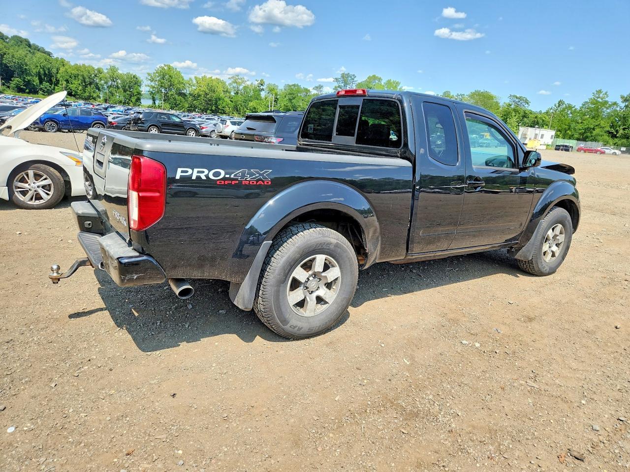 2011 Nissan Frontier Sv V6 - Image 3