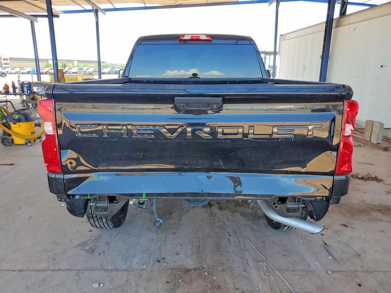 2025 Chevrolet Silverado K1500 - Image 6