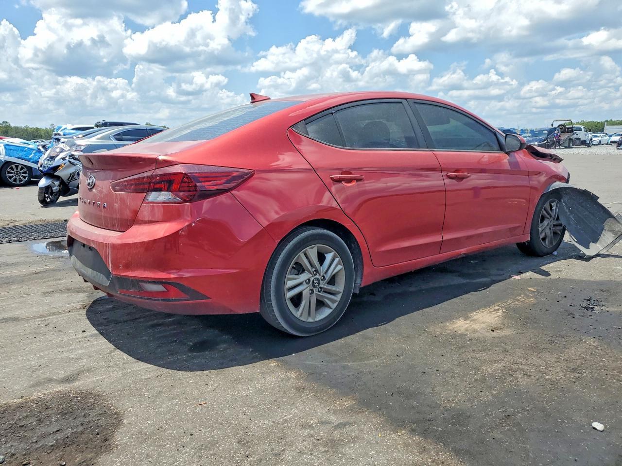 2019 Hyundai Elantra Value Edition - Фото 3
