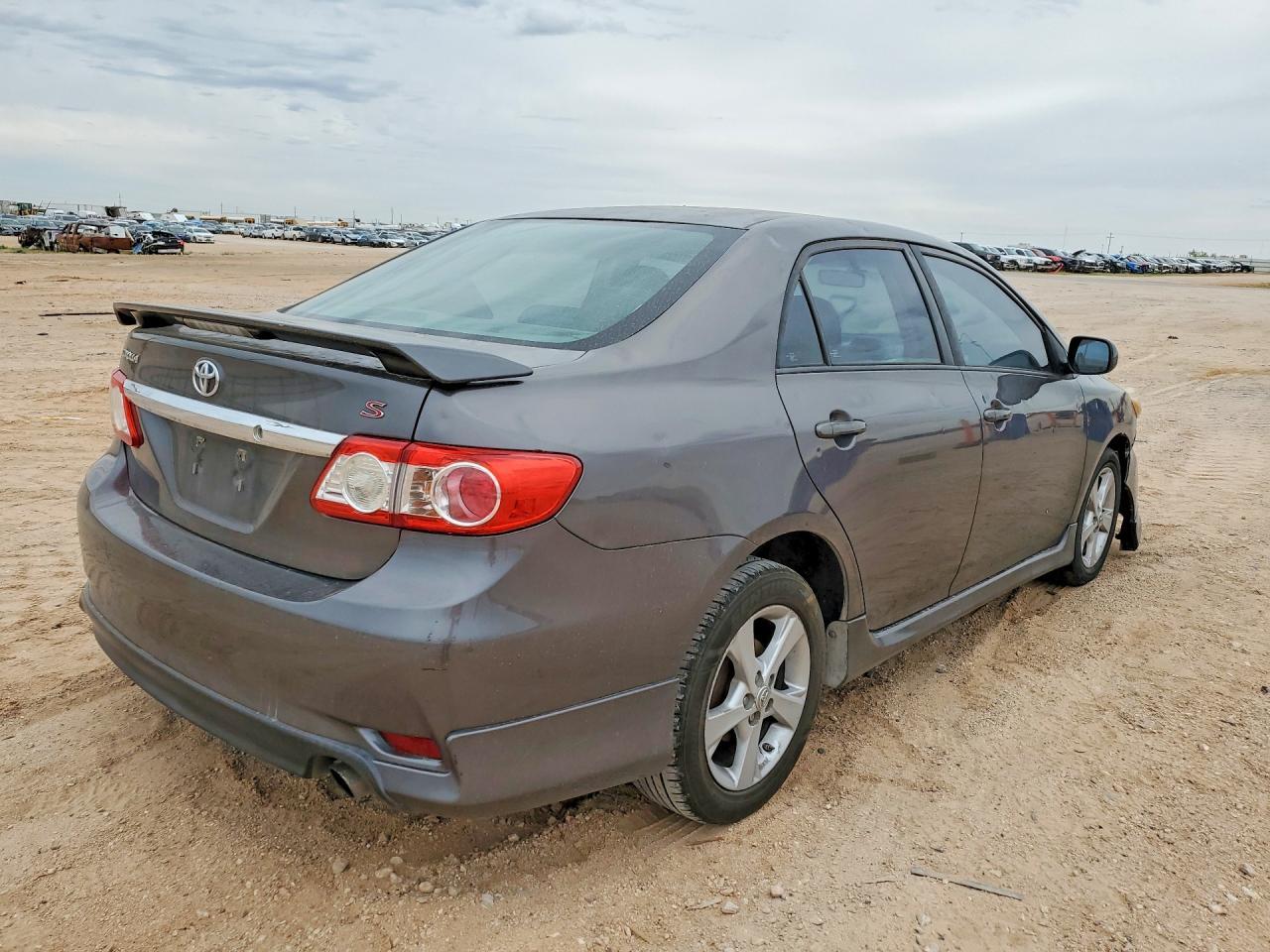 2013 Toyota Corolla Base - Image 3