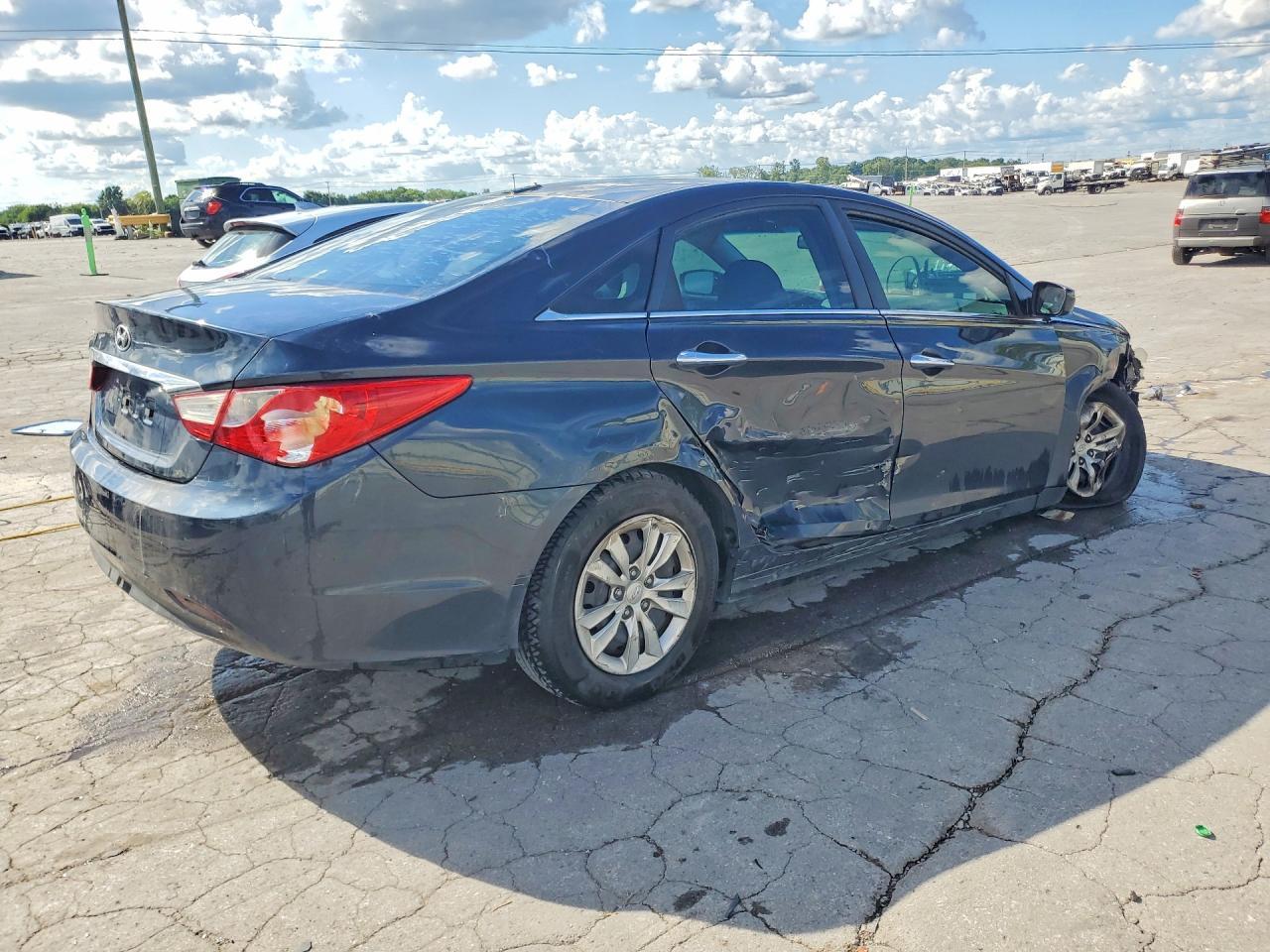 2011 Hyundai Sonata Gls - Фото 3