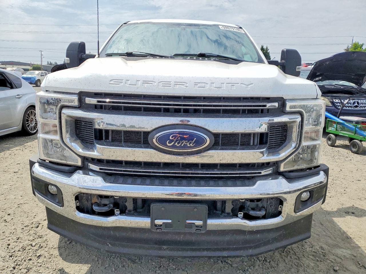 2022 Ford F250 Super Duty - Фото 5