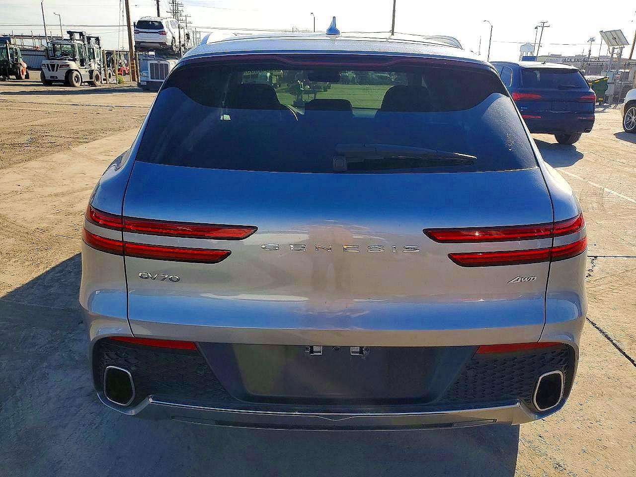 2025 Genesis Gv70 2.5T Standard - Image 6