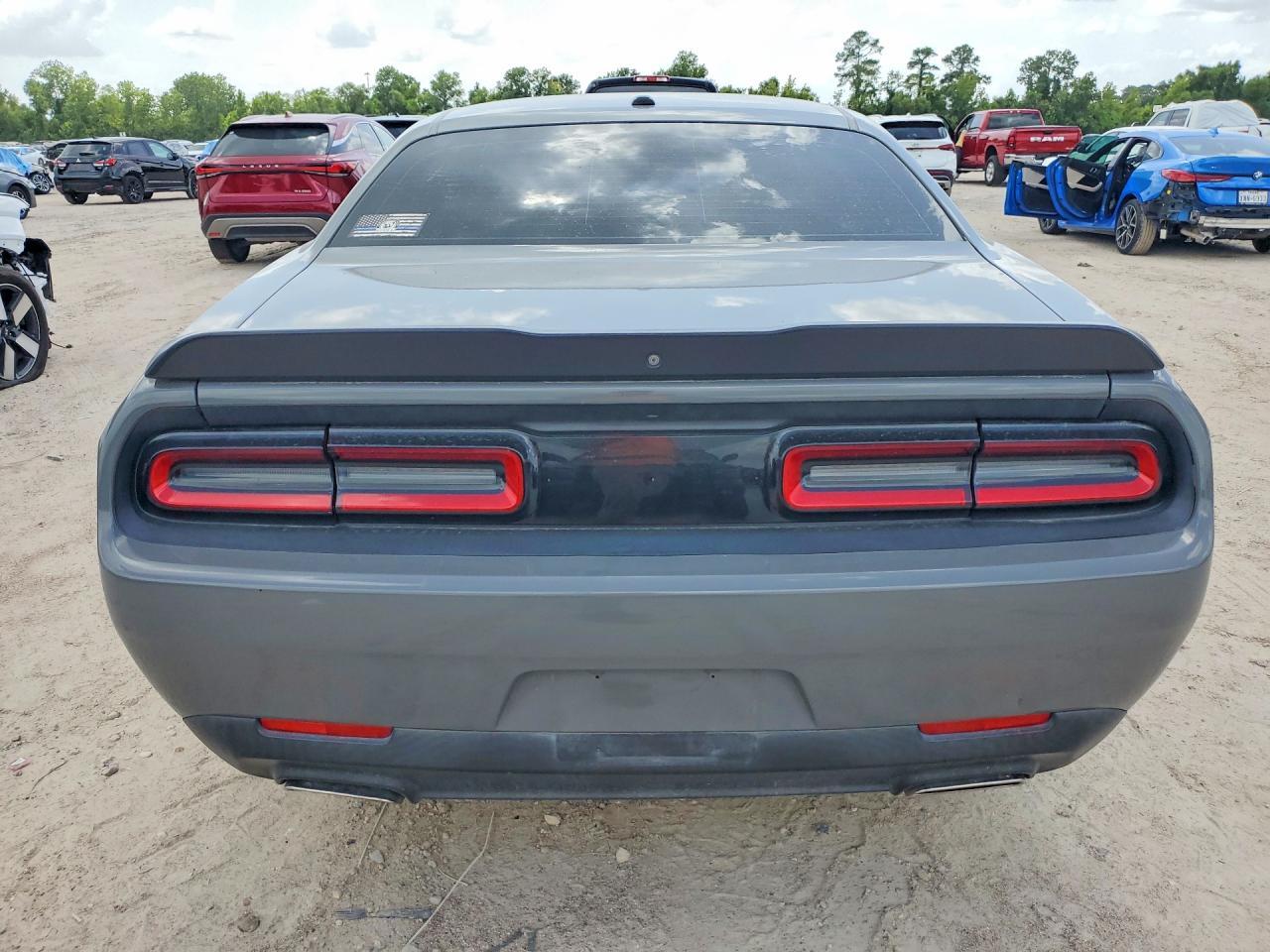2019 Dodge Challenger Sxt - Image 6
