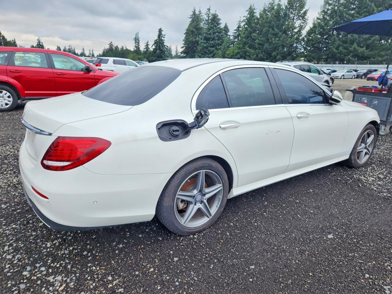 2017 Mercedes-Benz E 300 - Image 3