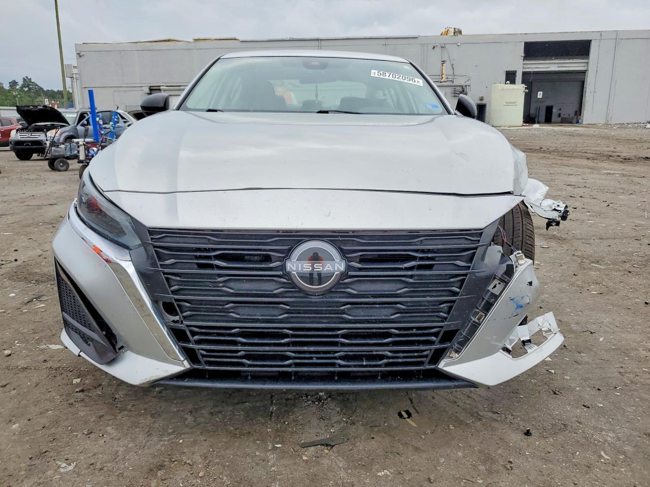 2024 Nissan Altima Sv - Фото 5
