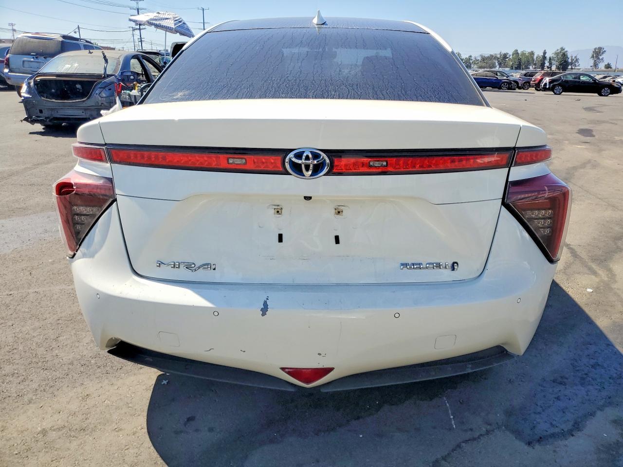 2018 Toyota Mirai Base - Image 6