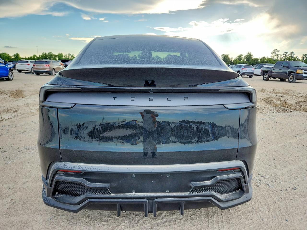 2026 Tesla Model Y - Image 6