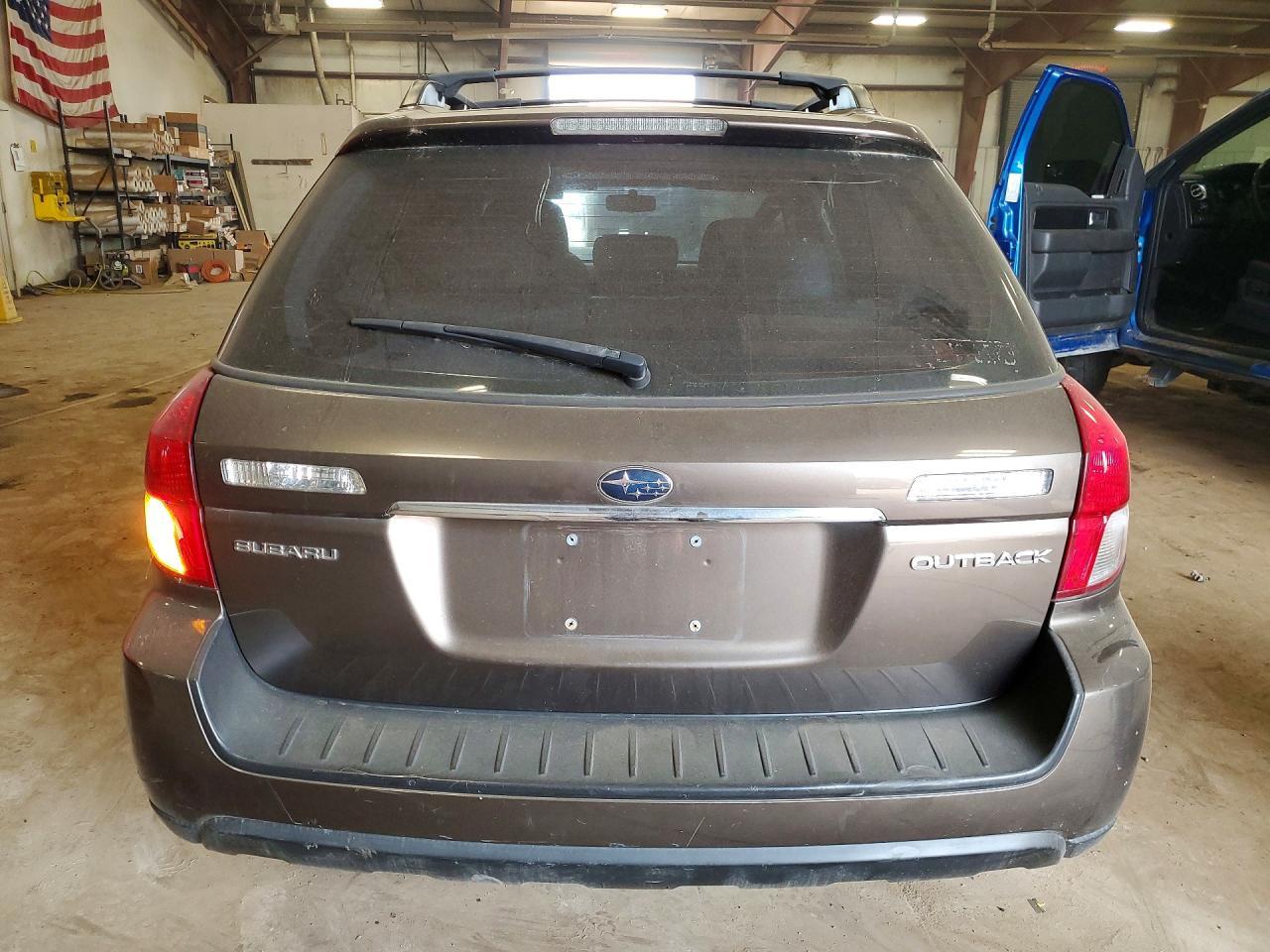 2008 Subaru Outback 2.5I Limited - Image 6
