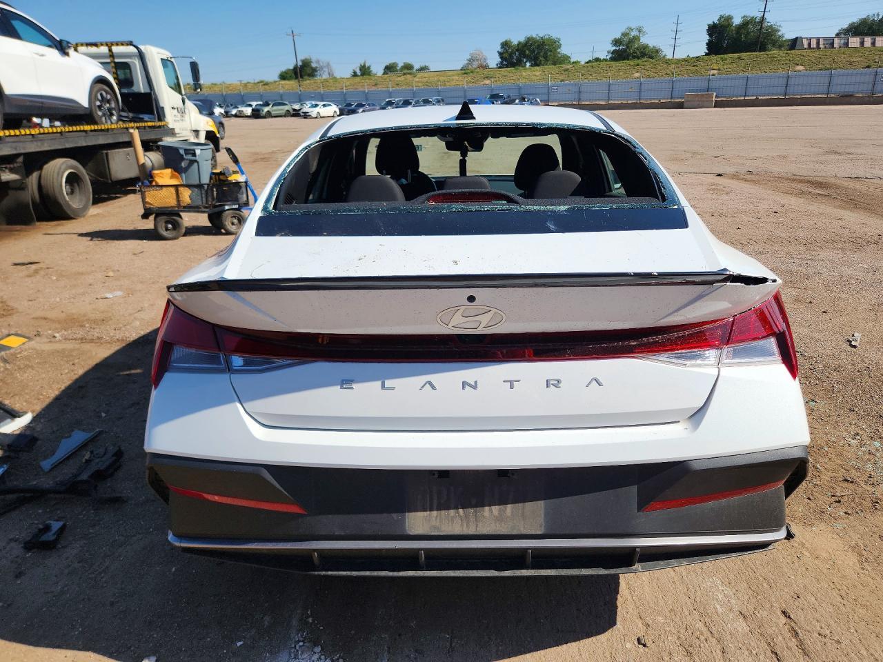 2025 Hyundai Elantra Sel Sport - Image 6