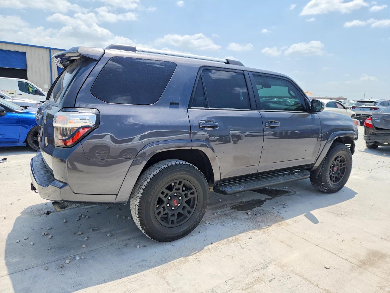 2022 Toyota 4Runner Sr5 Premium - Фото 3