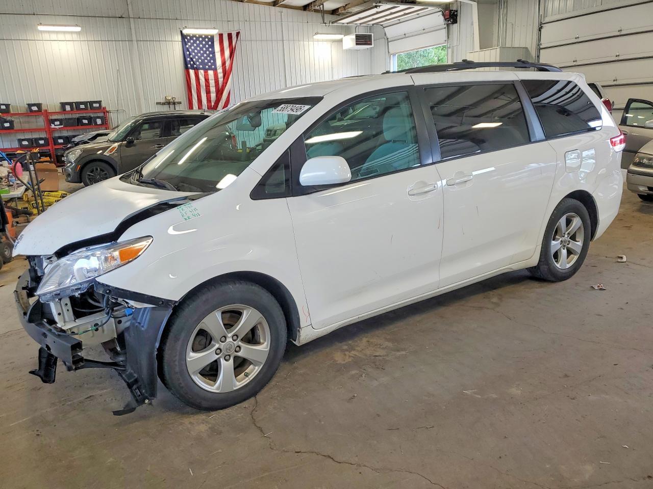 2013 Toyota Sienna Le