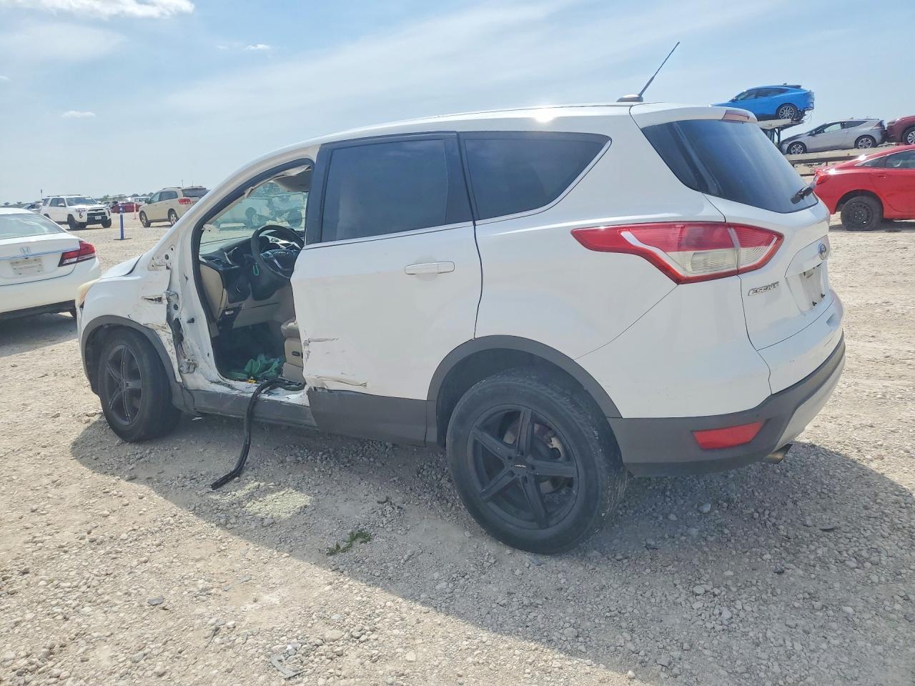 2014 Ford Escape Se - Фото 2