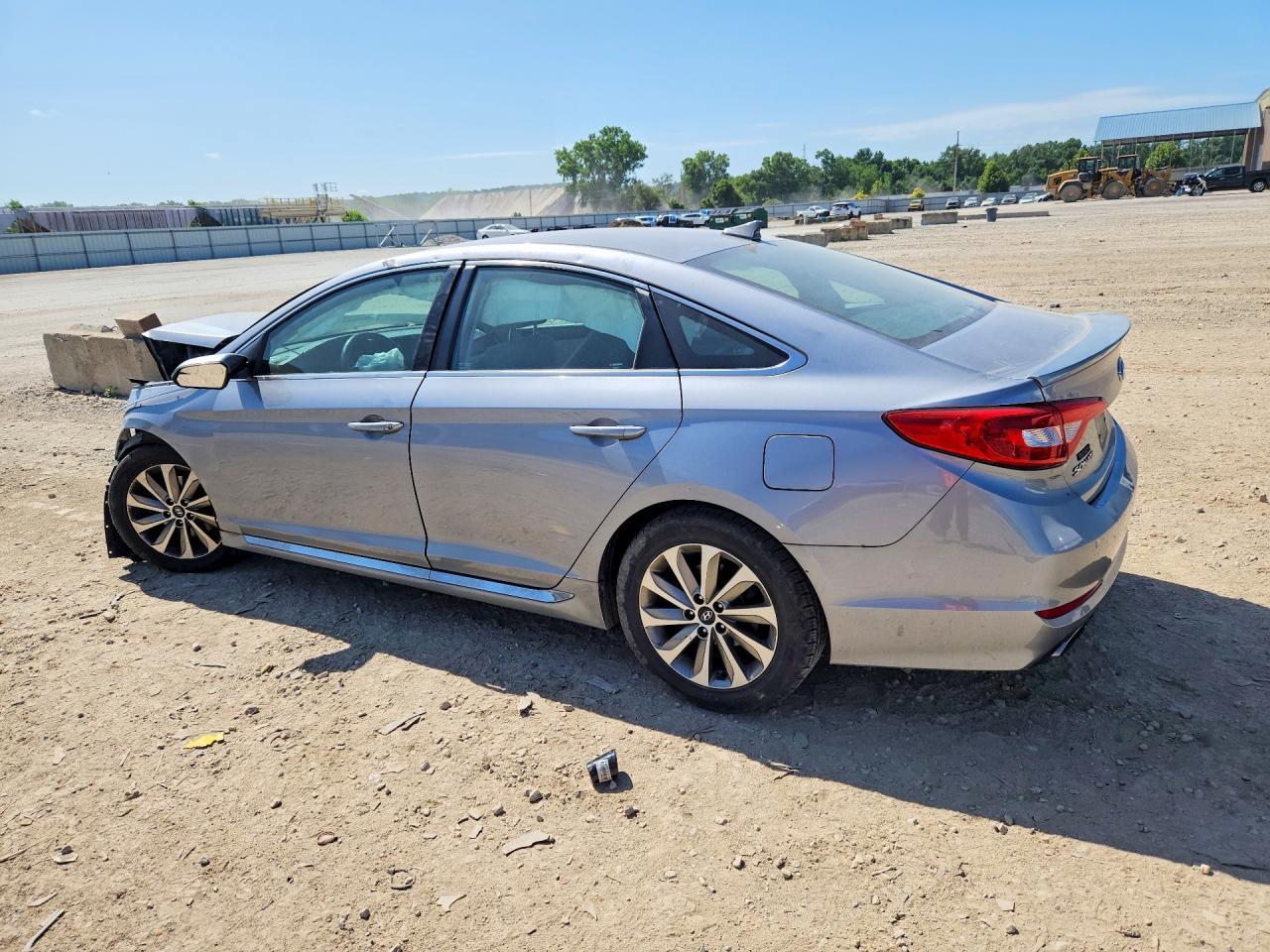 2017 Hyundai Sonata Sport - Image 2