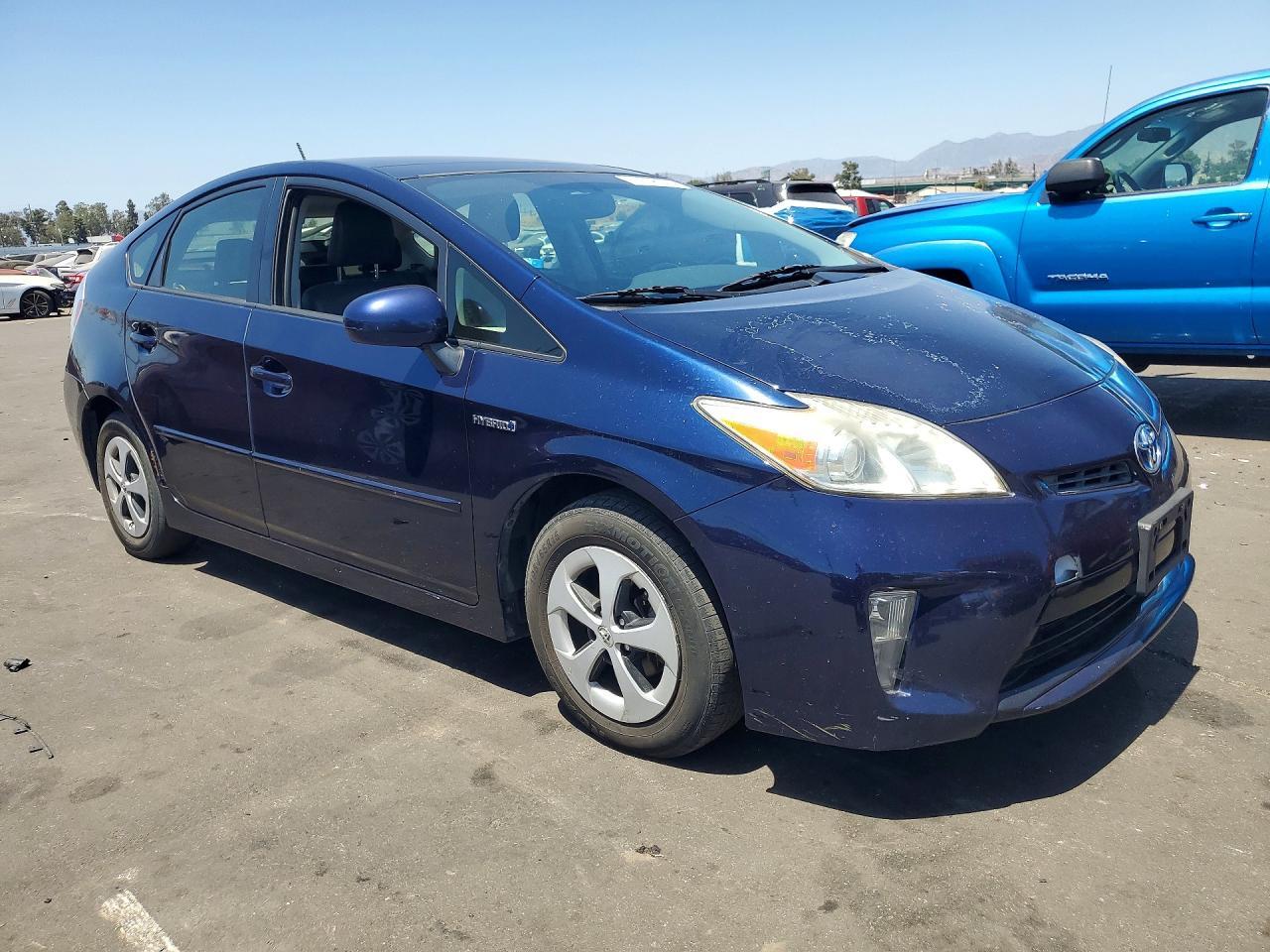 2012 Toyota Prius Four - Image 4