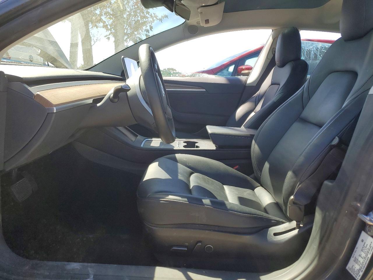 2023 Tesla Model 3 - Фото 7